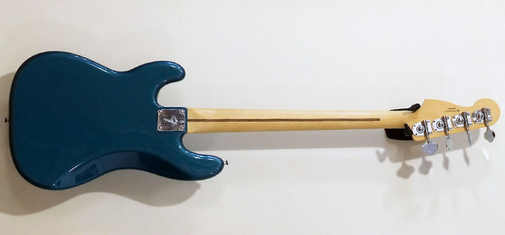 Fender - Ltd Player P