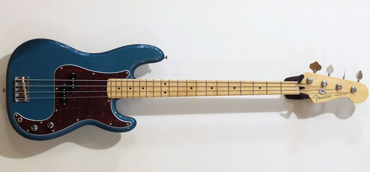 Fender - Ltd Player P