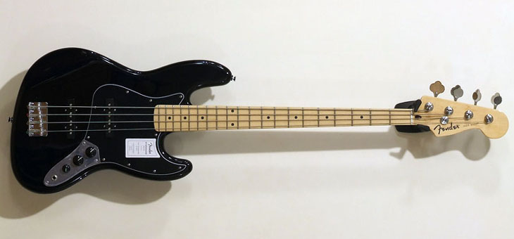Fender - Standard Jazz Blk/M